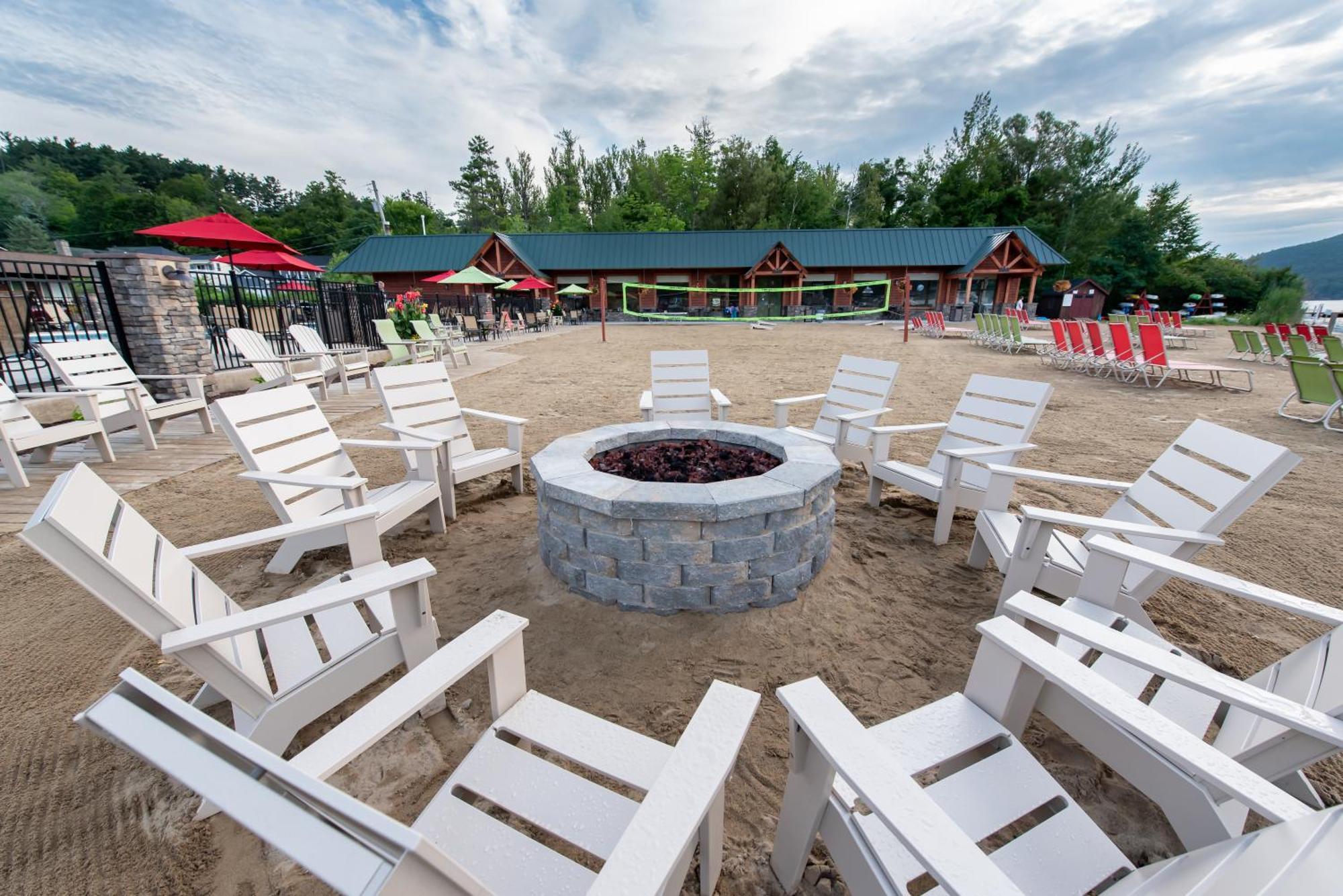 Scotty'S Lakeside Resort Lake George Exterior foto