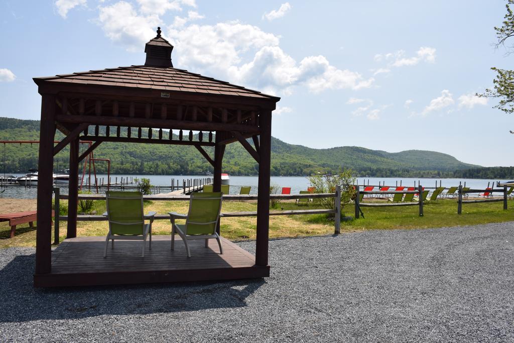 Scotty'S Lakeside Resort Lake George Exterior foto